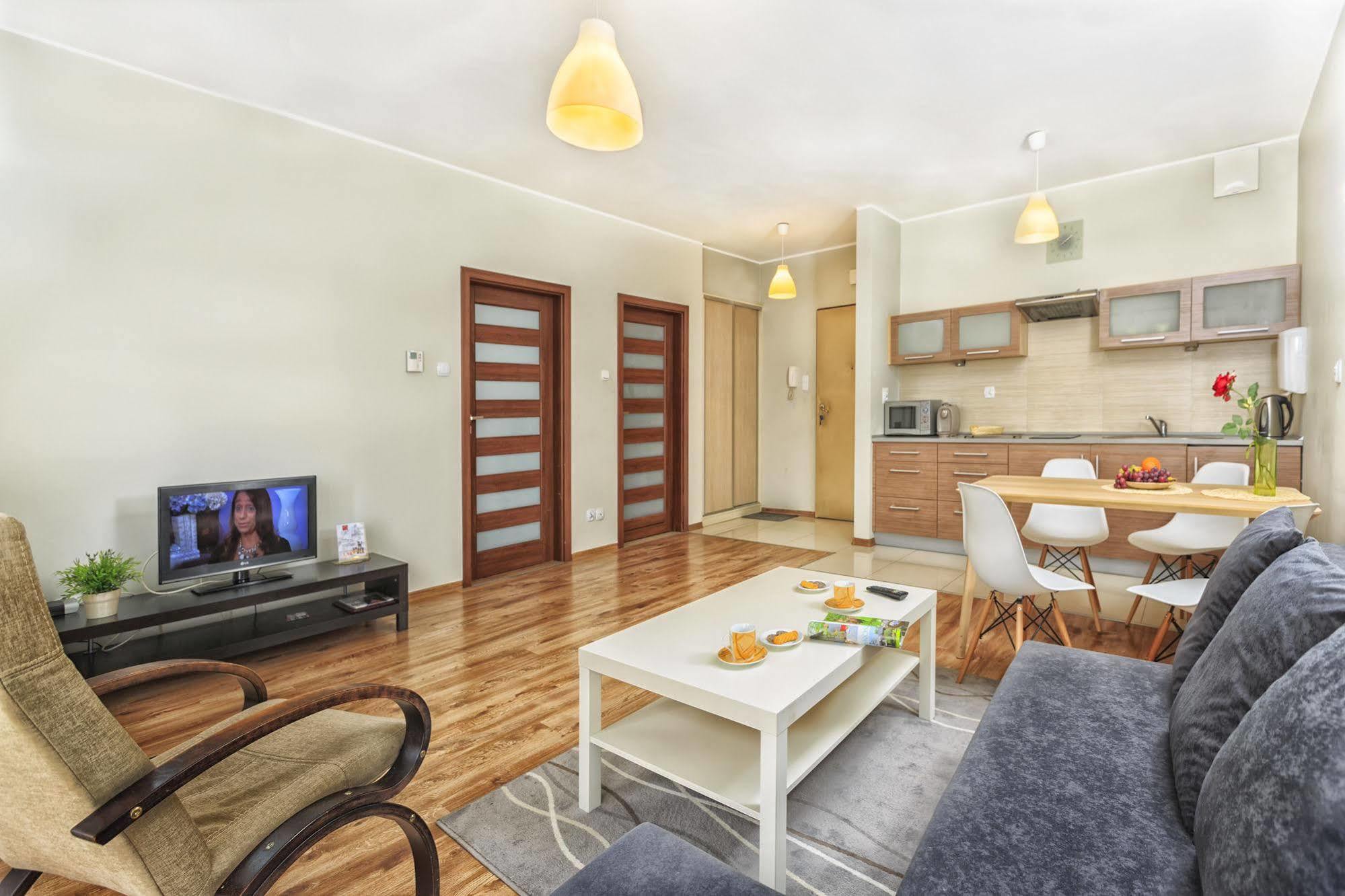 Apartamenty Aparts วูดช์ ภายนอก รูปภาพ