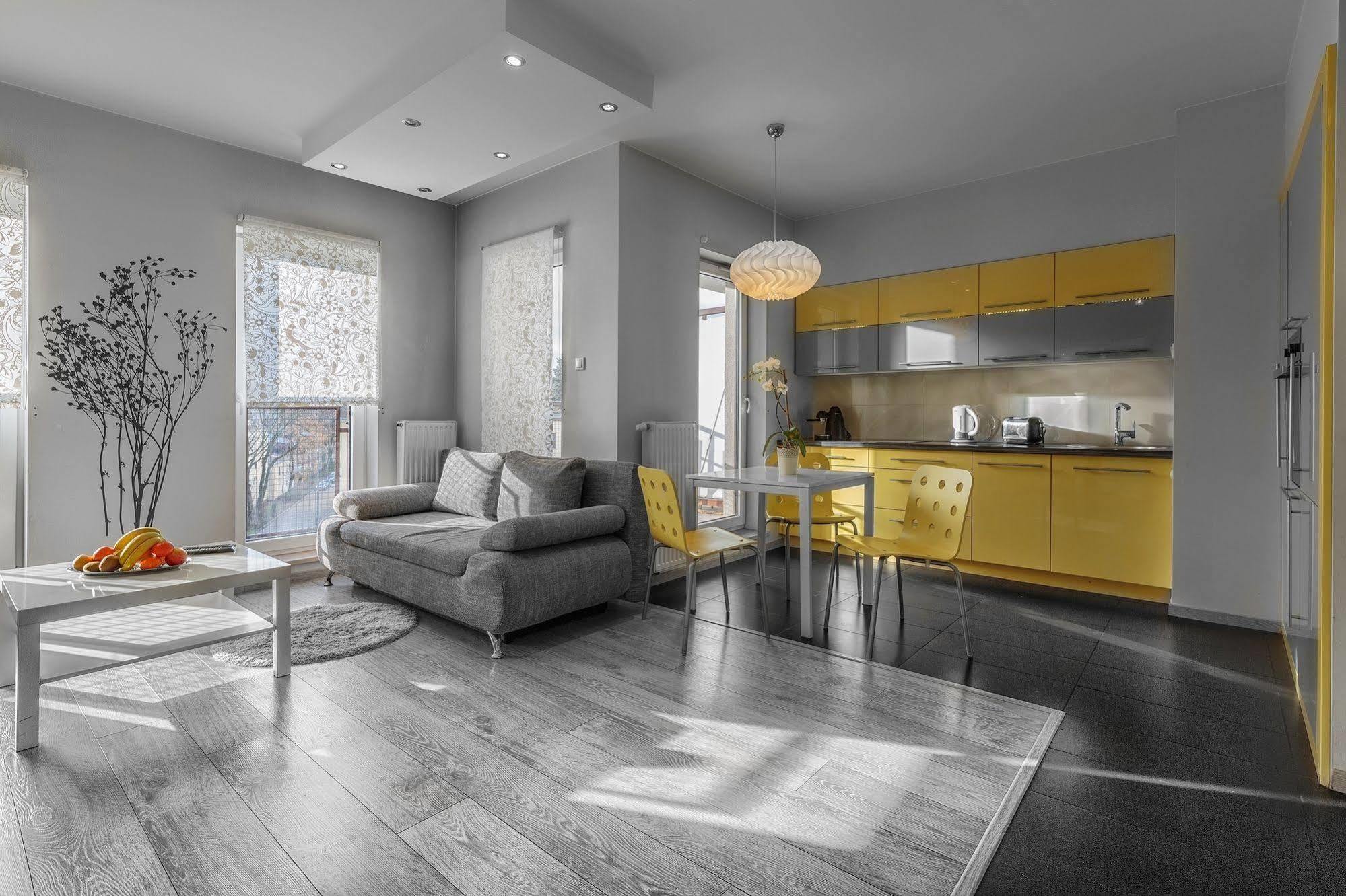 Apartamenty Aparts วูดช์ ภายนอก รูปภาพ